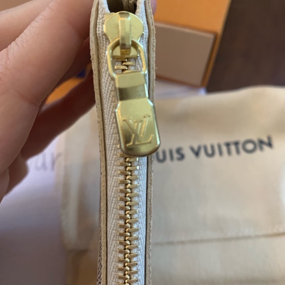 BNIB - LV cles/key pouch - Damier Azur - sold out - Picture 3 of 5